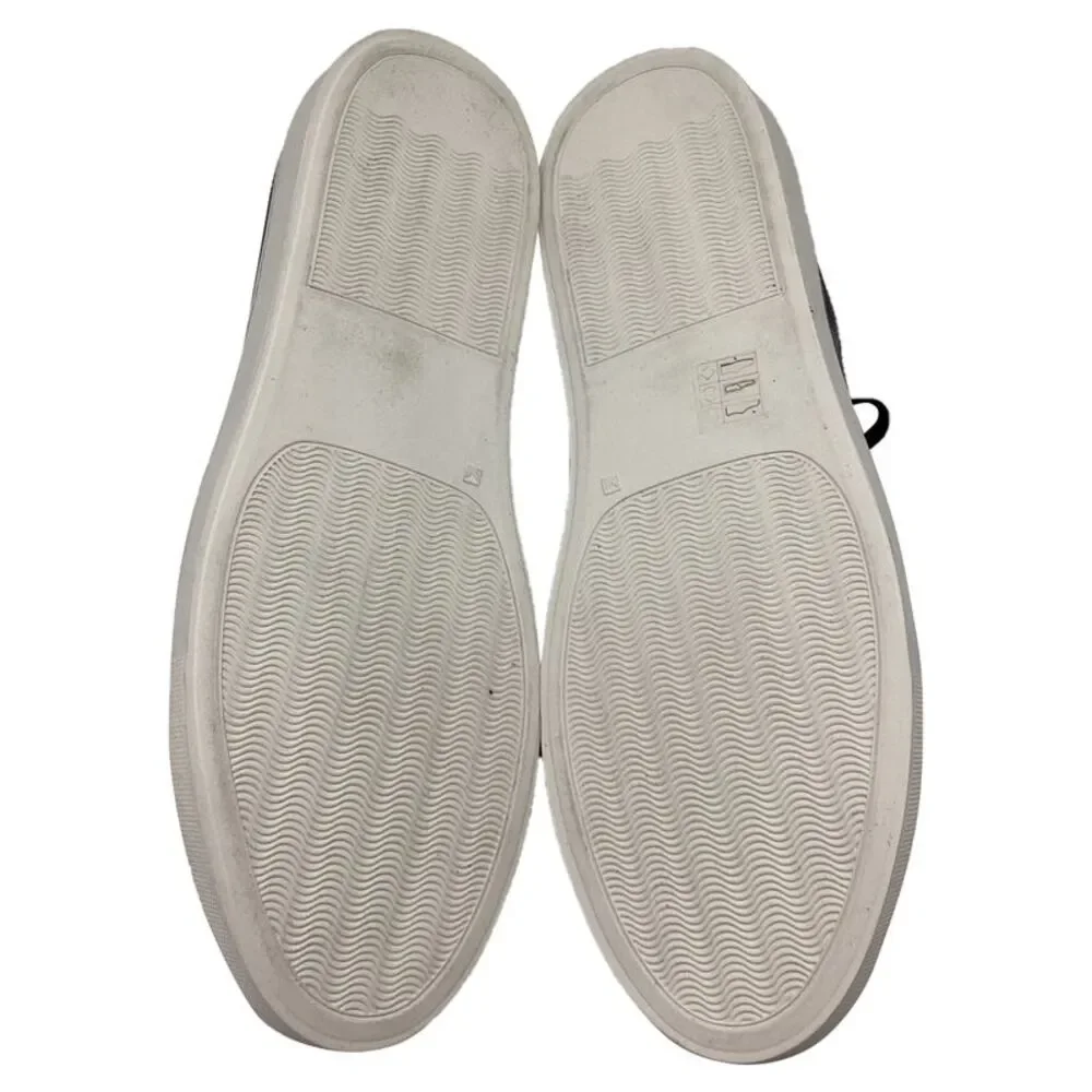 Common Projects Achilles Low Grained Sneakers in Black Leather